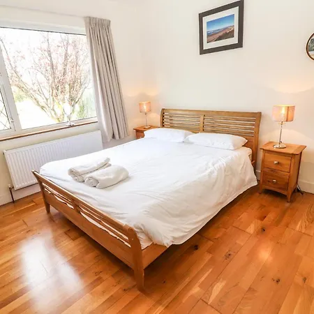Rowantree * Killarney