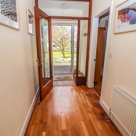 Rowantree * Killarney