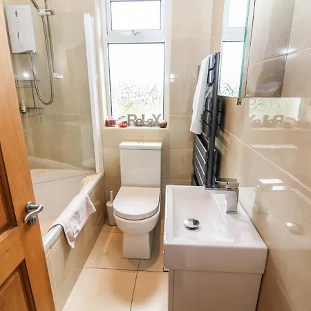 Rowantree Holiday home *
