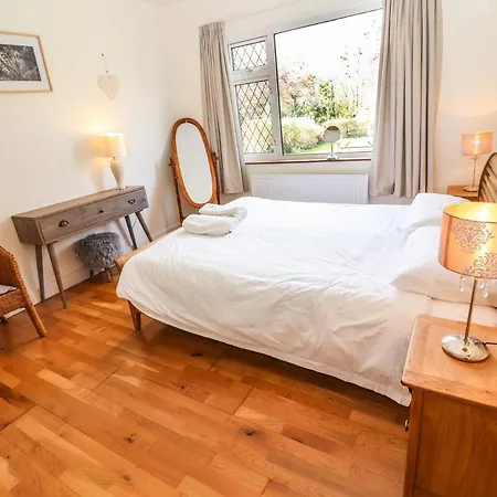 Holiday home Rowantree